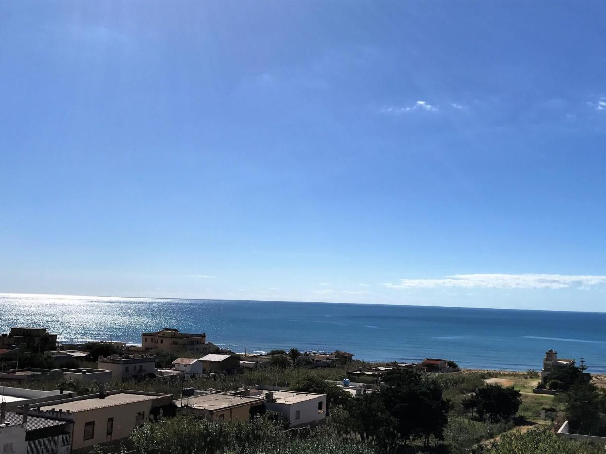 Villa Ceni: Seaside Apartments with Pool and Garden Marinella di Selinunte Exterior photo