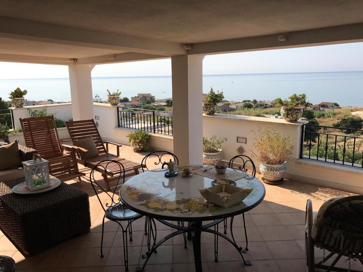 Villa Ceni: Seaside Apartments with Pool and Garden Marinella di Selinunte Exterior photo